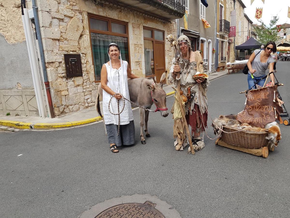 Gite Equestre Domaine Des Crins - Monpazier Capdrot Eksteriør bilde